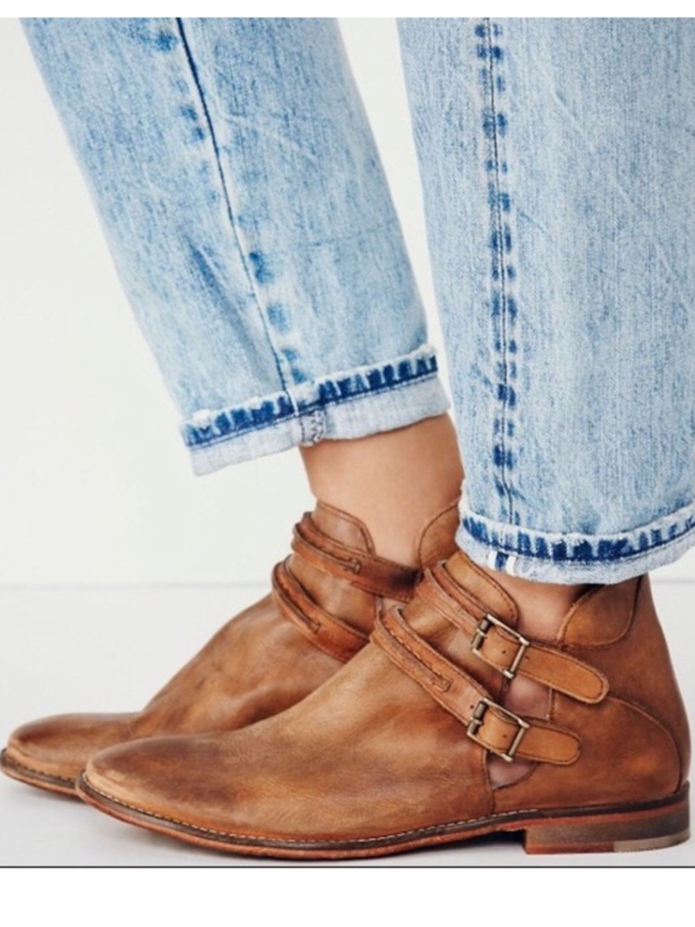 Free People distressed brown size 39 Braeburn Booties